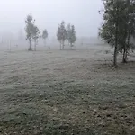 Cabaña Campestre con WIFI, desconexión total a 7 min de Villarrica